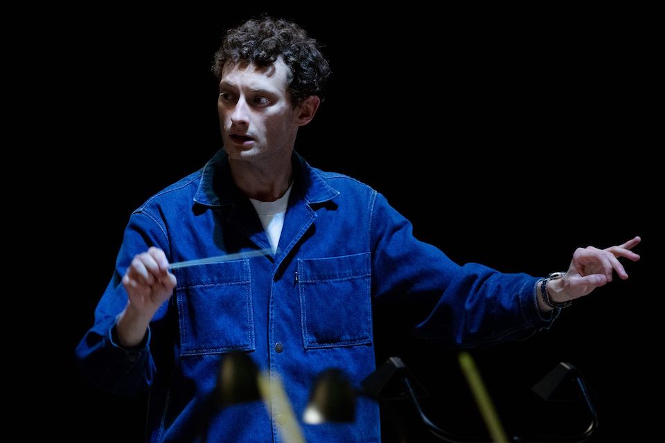 Clément Nonciaux conducting.