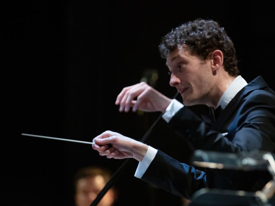 Clément Nonciaux conducting.