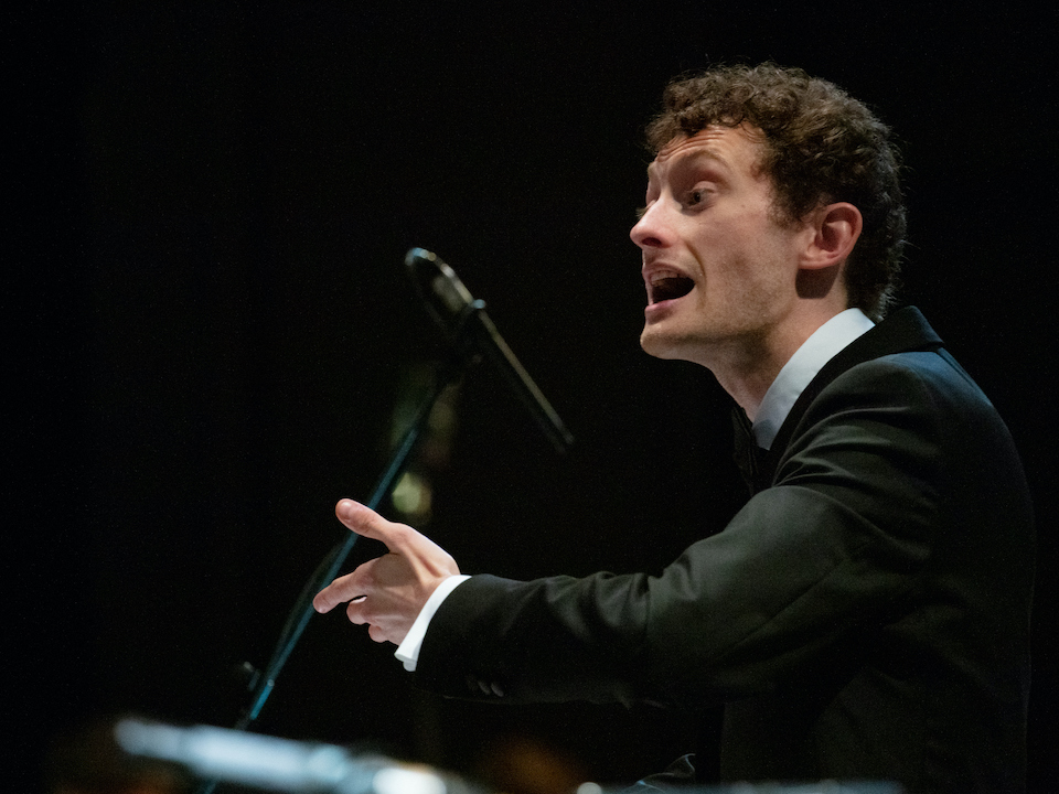 Clément Nonciaux conducting.